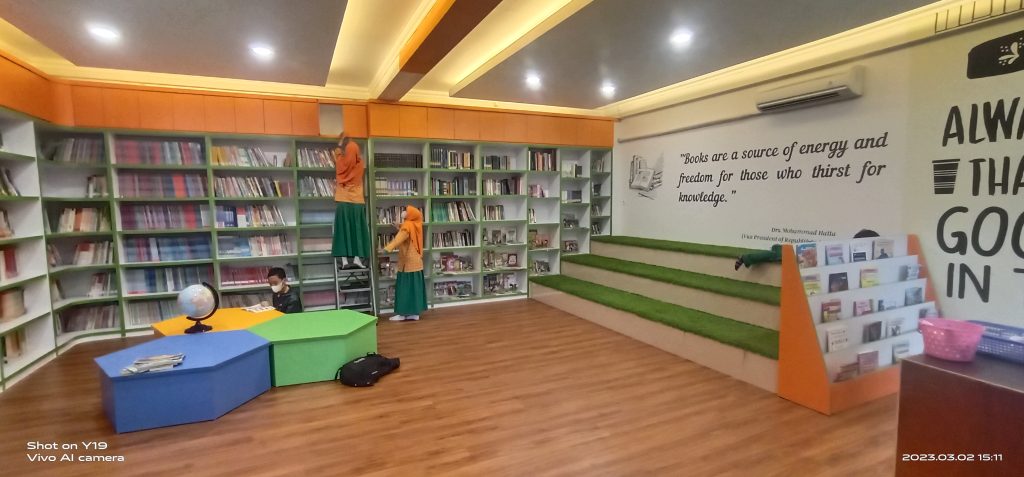 filter: 0; jpegRotation: 0; fileterIntensity: 0.000000; filterMask: 0; module:1facing:0; 
hw-remosaic: 0; 
touch: (-1.0, -1.0); 
modeInfo: ; 
sceneMode: Auto; 
cct_value: 0; 
AI_Scene: (-1, -1); 
aec_lux: 70.0; 
hist255: 0.0; 
hist252~255: 0.0; 
hist0~15: 0.0;